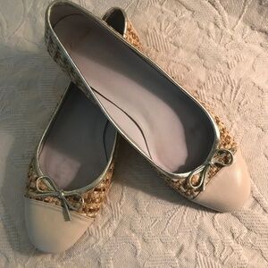 Delman flats